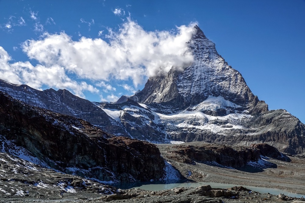 Berge, die weit in die Ferne reichen